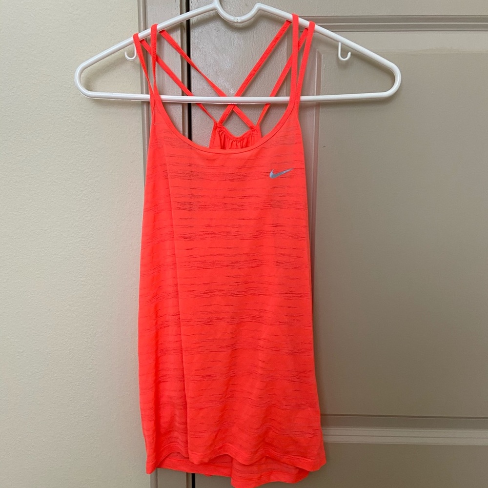 Nike workout tank